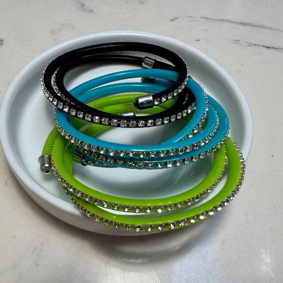 SALE!  Beautiful Black, Green and Blue Wrap Bracelets - Picture 6 of 7